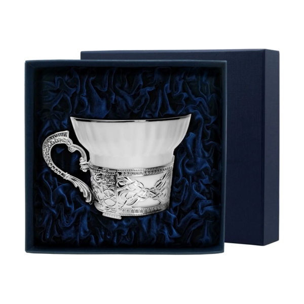Чашка чайная под логотип из серебра 925 пробы
