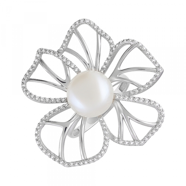 Серебряное кольцо с жемчугом и фианитом № 129223